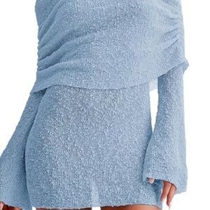 Elegant Blue Knit Dress